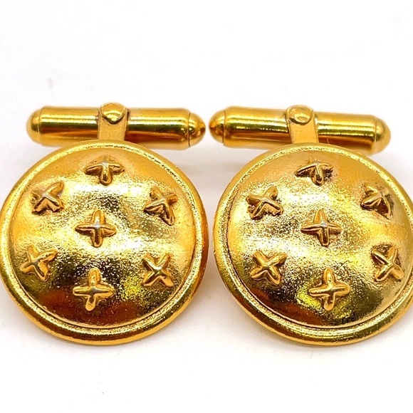 Chanel Cuff Links - Picture 2 of 6